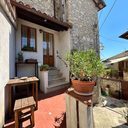 Appartamento A Valle San Martino Di سبوليتو المظهر الخارجي الصورة